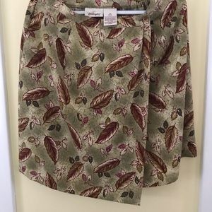 Worthington Skirt Size 14P multicolored with greens and burgundy. New no tags.